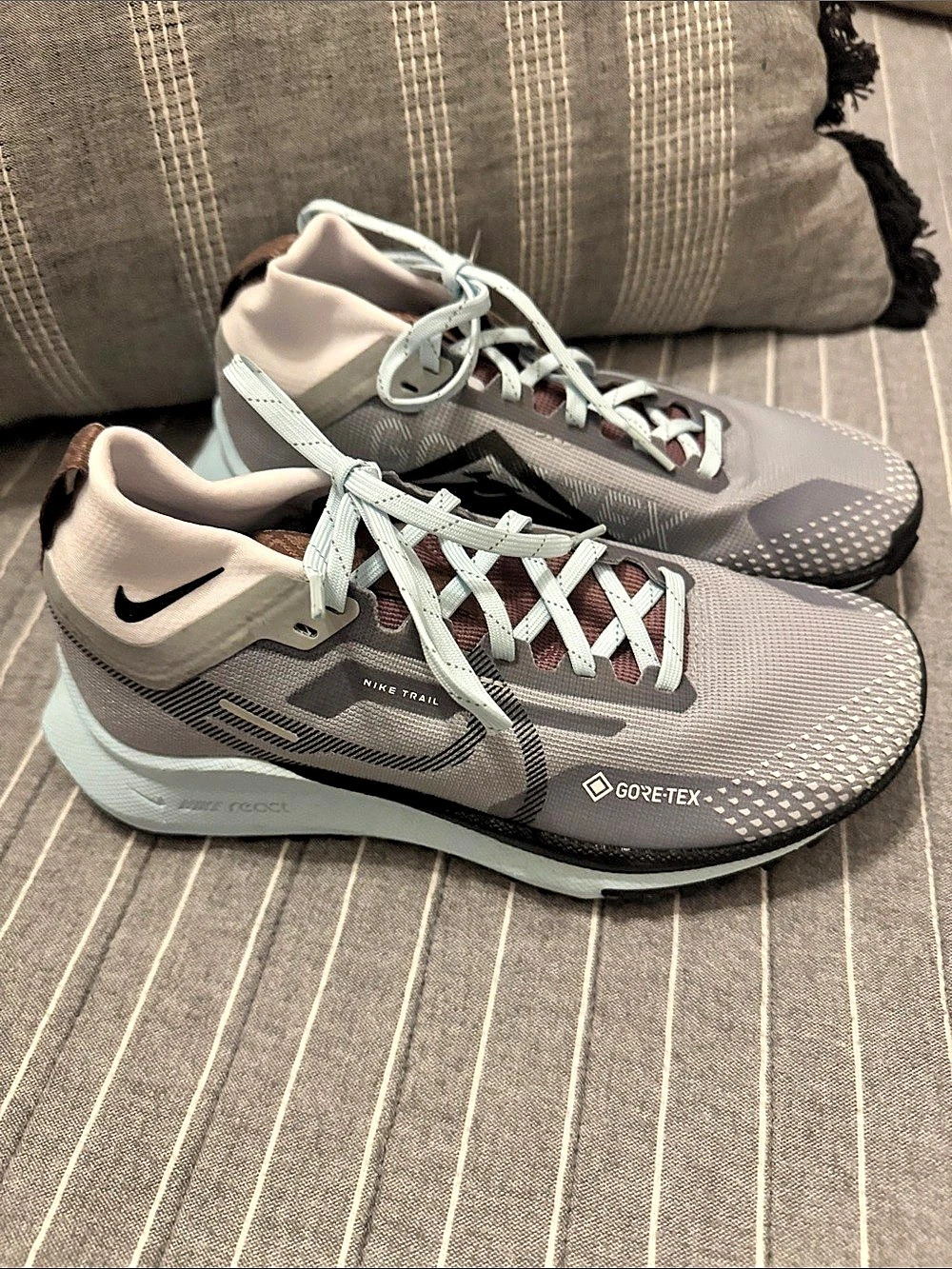 Nike Pegasus Trail 4 GORE-TEX Gray US 7 NWT
